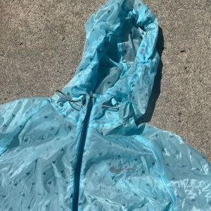 Nike Hooded Windbreaker